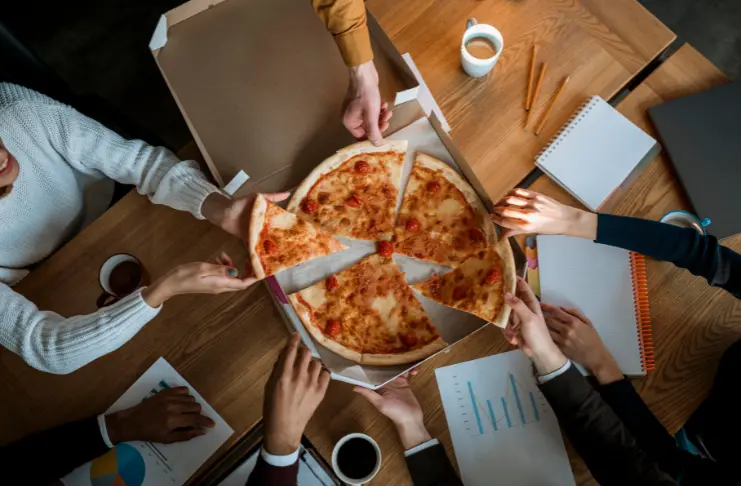 Pizza consumer
