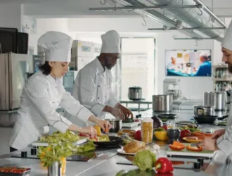 Cloud Kitchen vs Ghost Kitchen