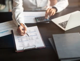 Essential Forecasting Features for Restaurants: Tools Every Restaurant Needs